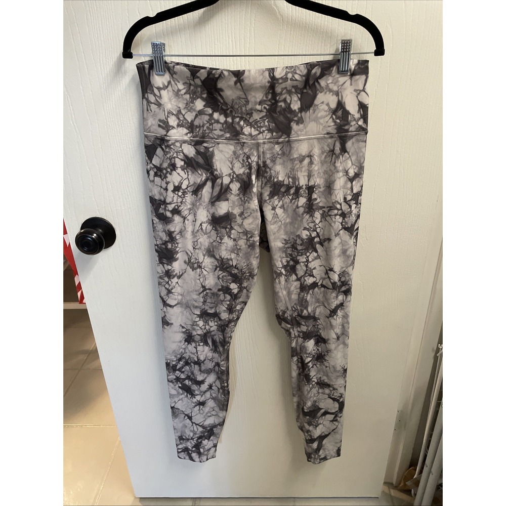 Wunder Under High-Rise Tight Size 12 Watercolor Gray White